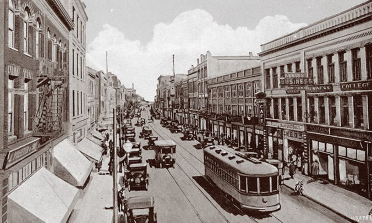 Historic street view of King Street in Old Berlin