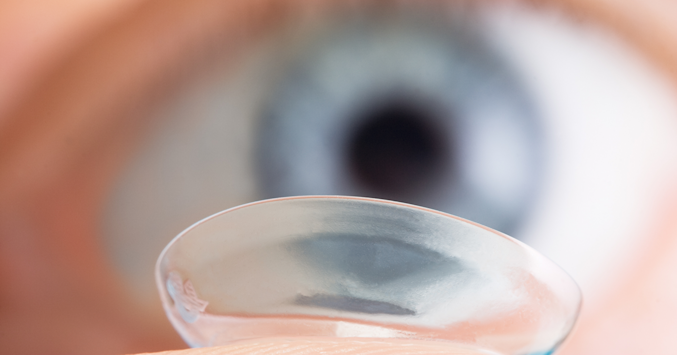Eye with a contact lens