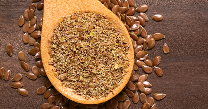 spoonful of ground flaxseed