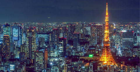 Nocny widok na Tokio.