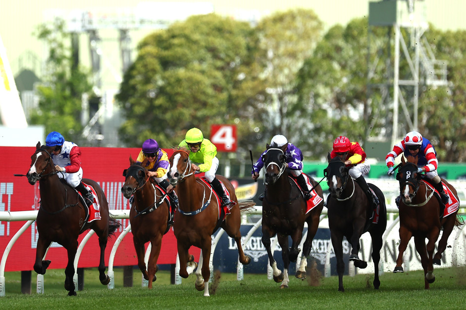 SENTrack: Saturday best bets from Mitch Lewis, Miles Pfitzner & Dean Watling (1/06)