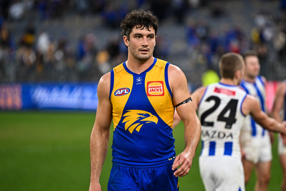 Rival clubs circling Barrass as West Coast negotiations stall