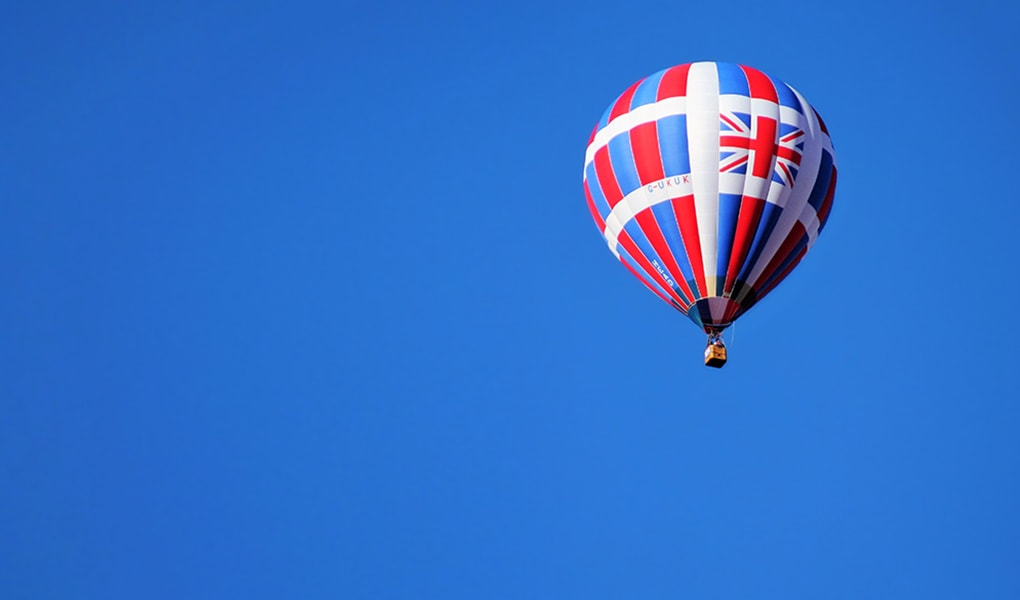 200617_brexit_baloon-min