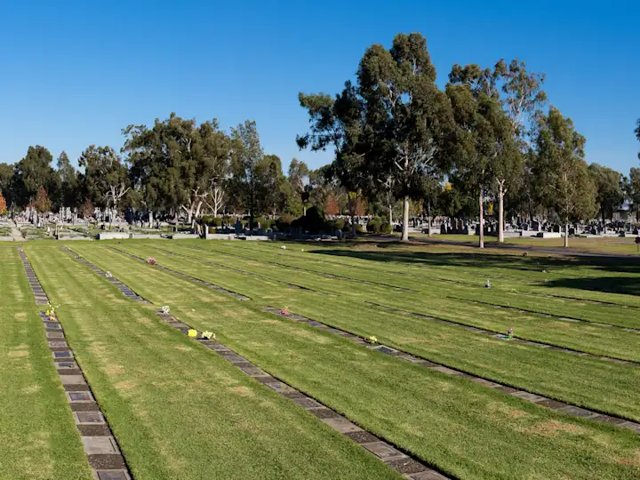 Lawn plaque grave burial area panorama, Northern Memorial Park