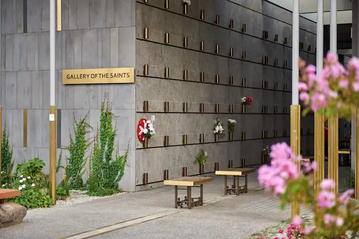 Addition to the Gallery of the Saints mausoleum