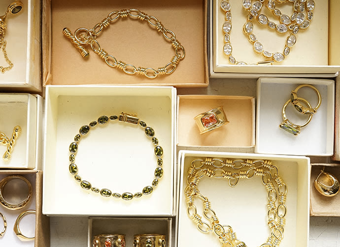 Shop FP Jewelry: Daisy London