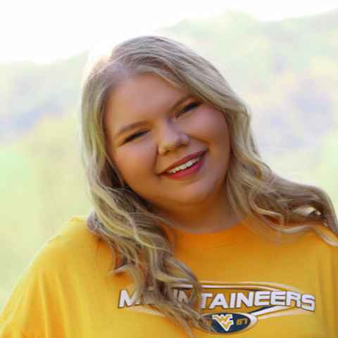 Portrait of Raeanne Beckner
