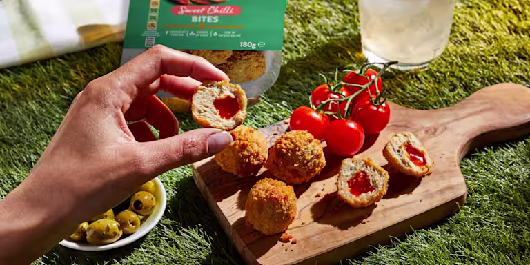 Sweet chilli bites full bleed