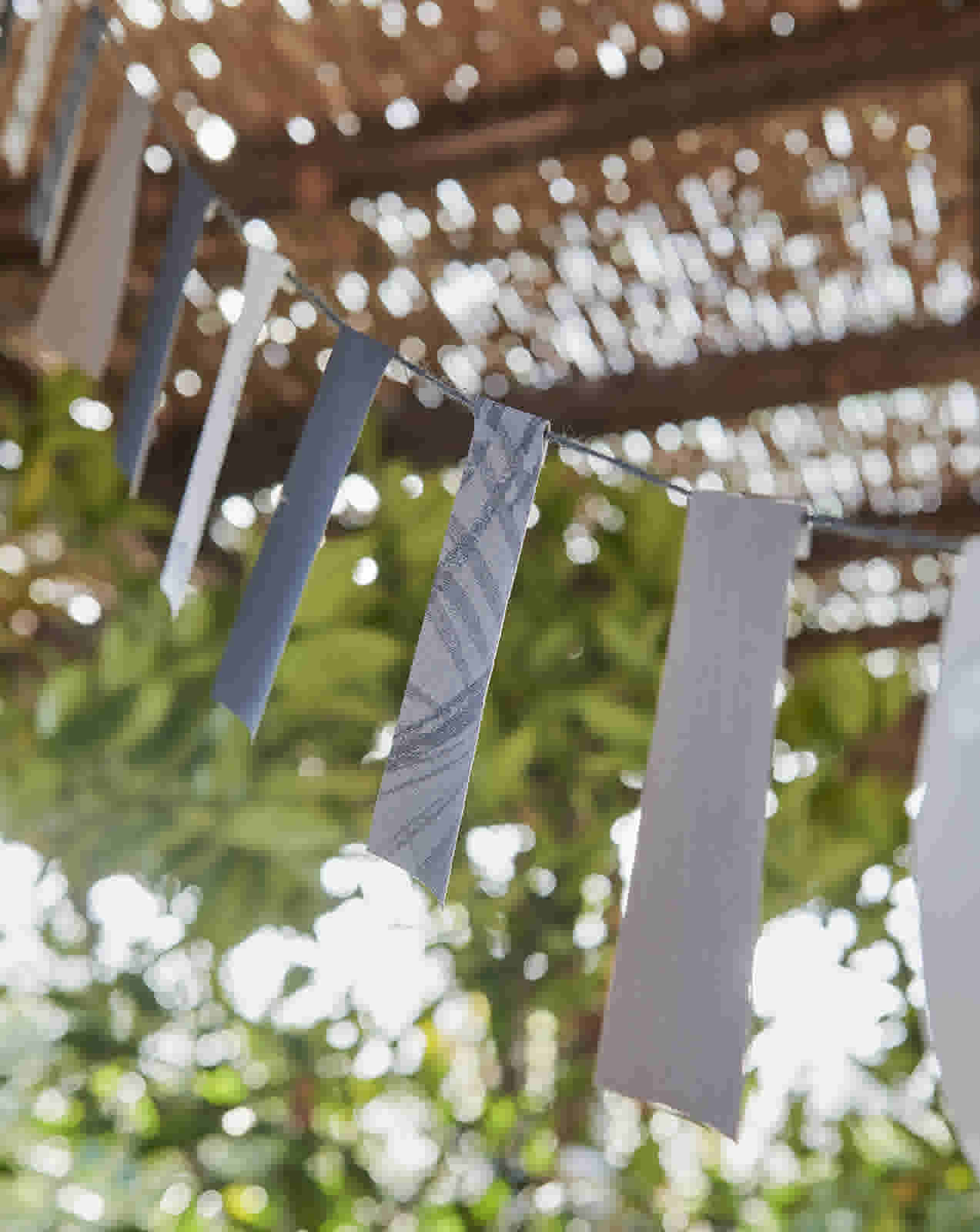 Tuinfeest ideeën: slinger maken van behang