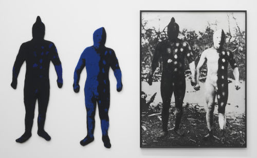 Elaine Reichek
Blue Men, 1986
Knitted wool yarn and oil on gelatin silver print in 3 parts
63 x 96 inches
160 x 243.8 cm