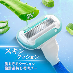 スキンクッションで、シェービング中の肌をケア