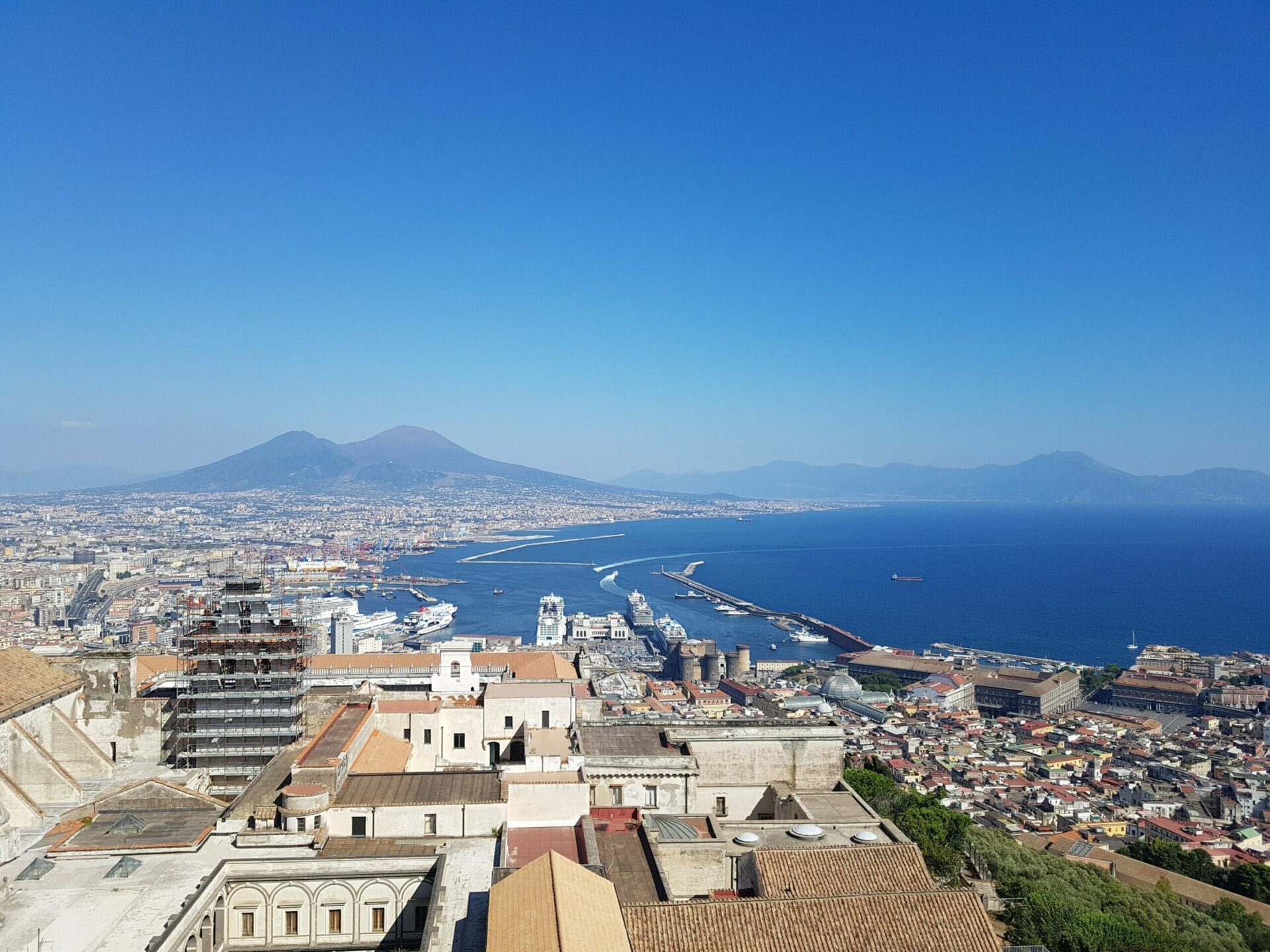 How to Get to Vesuvius from Naples