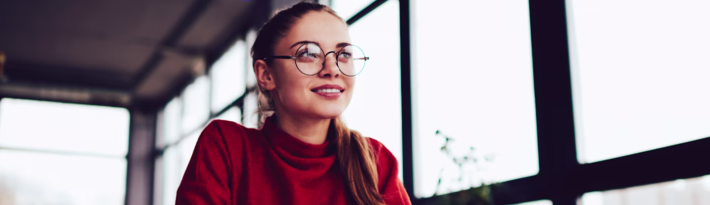 Female IELTS test taker preparing for IELTS Writing test