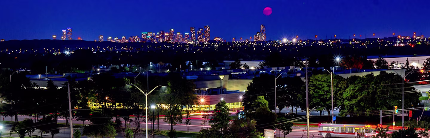 Night time Mississauga ON - Canada