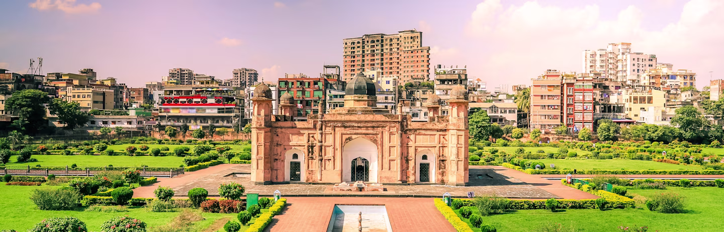Calendar showing IDP IELTS exam dates in Dhaka 2025