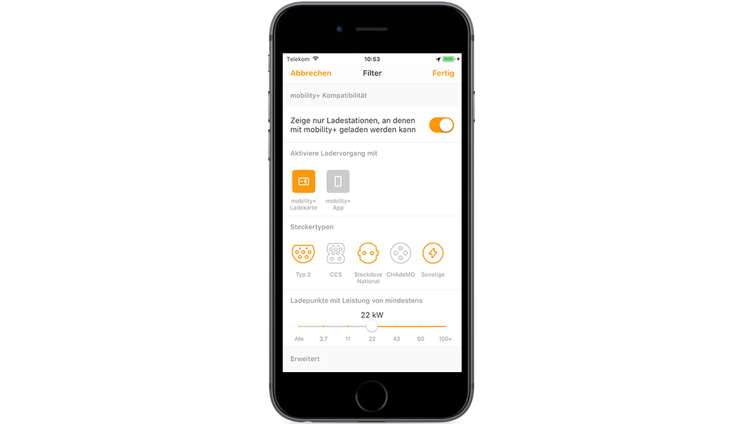 Handy mit Screen der EnBW mobility+ App: Filterfunktion