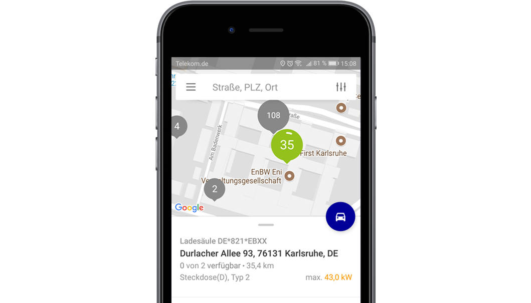 Handy mit Screen der EnBW mobility+ App: Funktion Ladestation finden