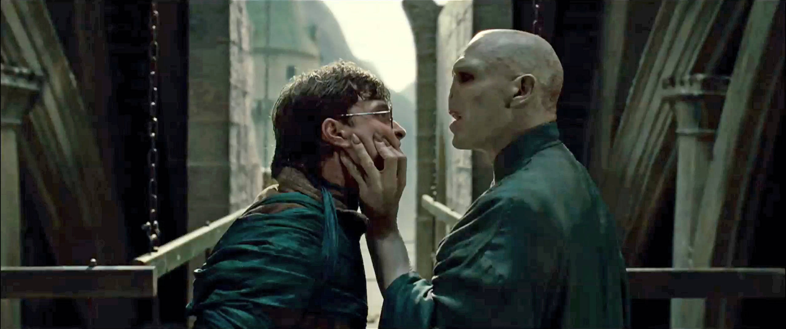 Voldemort grabbing Harry's face in the Deathly Hallows part 2