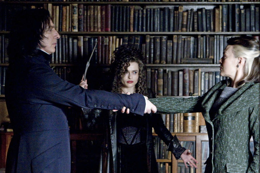 Snape and Narcissa perform the Unbreakable vow