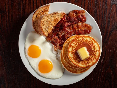 DESAYUNO AMERICANO