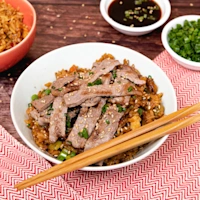 81848 Bistec de Top Sirloin de Res Canadiense Certified Angus Beef Cocinado