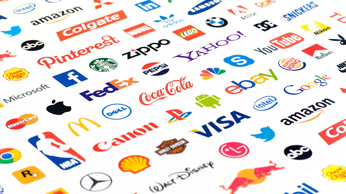 iStock 477404752 => Marke, Marketing, Brand, Branding, Werbung, Coca Cola, Pepsi, Lego, Yahoo, Mc Donalds, Dell, Shell, Daimler, VISA, LG, ebay, Canon, Pinterest, Colgate, Walt Disney