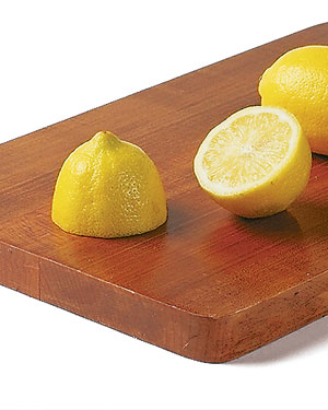 Tips-How-to-Freshen-Your-Cutting-Boards