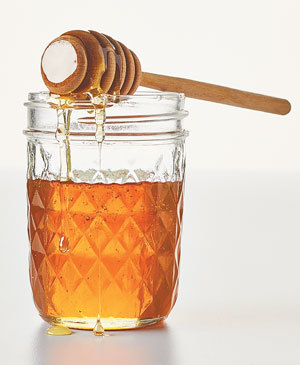 Tips-How-to-Measure-Honey-and-Sticky-Ingredients