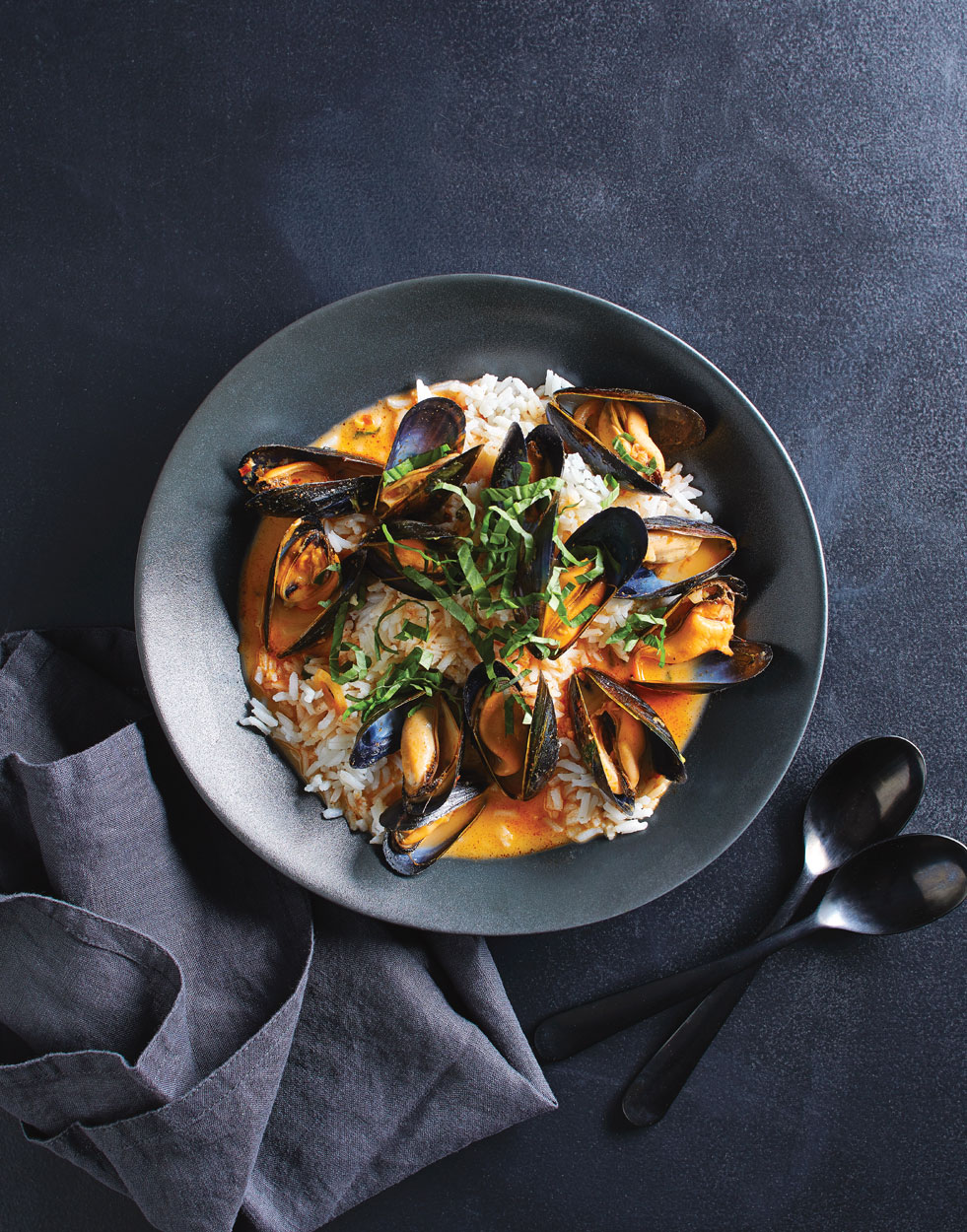 Red-Curry-Mussels-Zoomedout