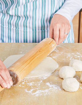 Flour-Tortillas-with-Roasted-Garlic-Step5