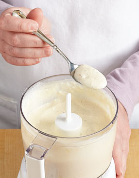 Processing the tofu, onion, and garlic until they’re smooth will yield the creamiest mac ‘n cheese.