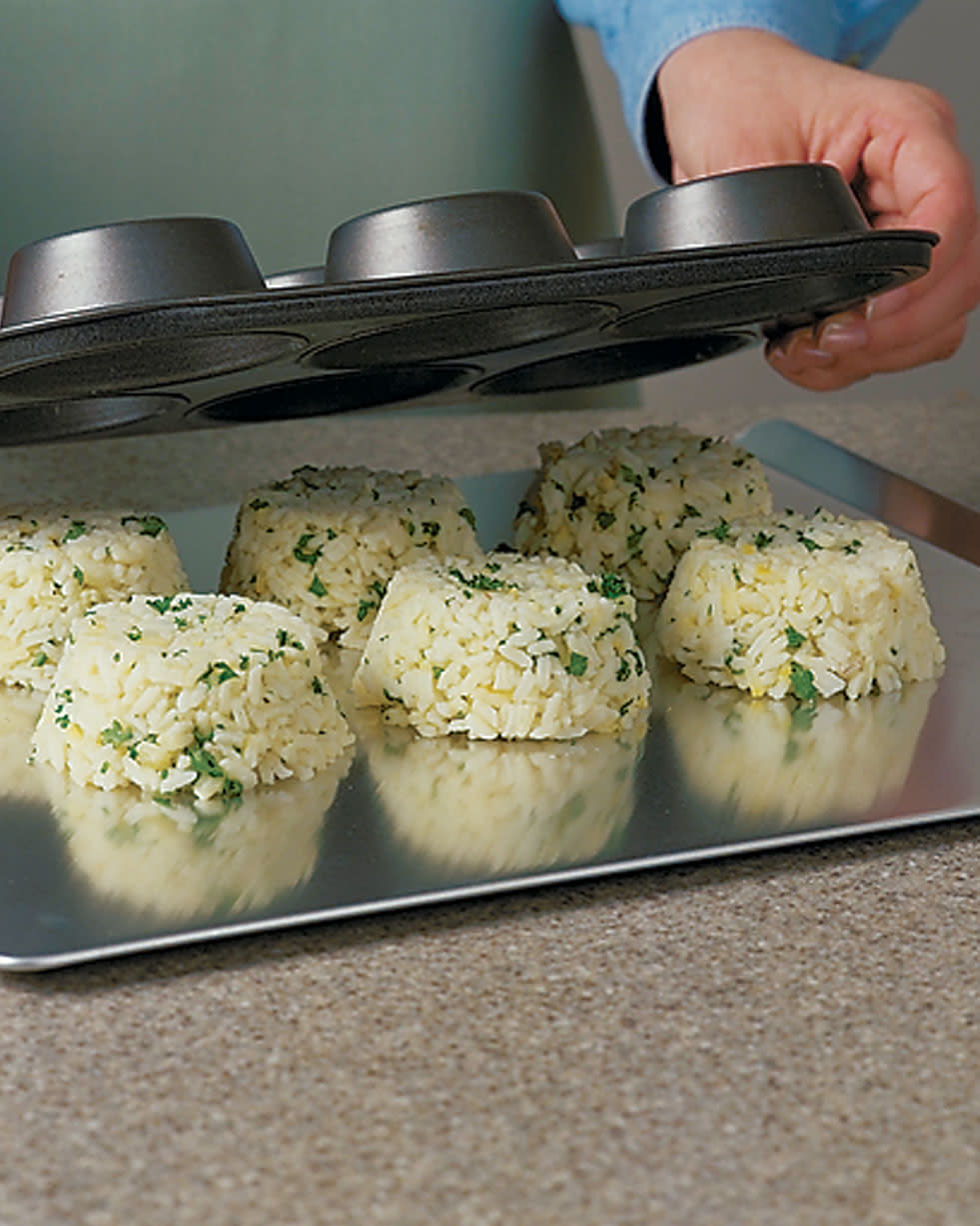Tips-How-to-Make-Individual-Servings-Using-a-Muffin-Tin