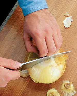 Tips-How-to-Chop-Onions2