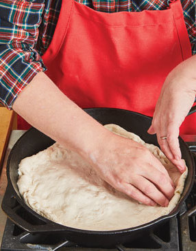 Skillet-Pizza-with-Sopressata-and-Fennel-Step2