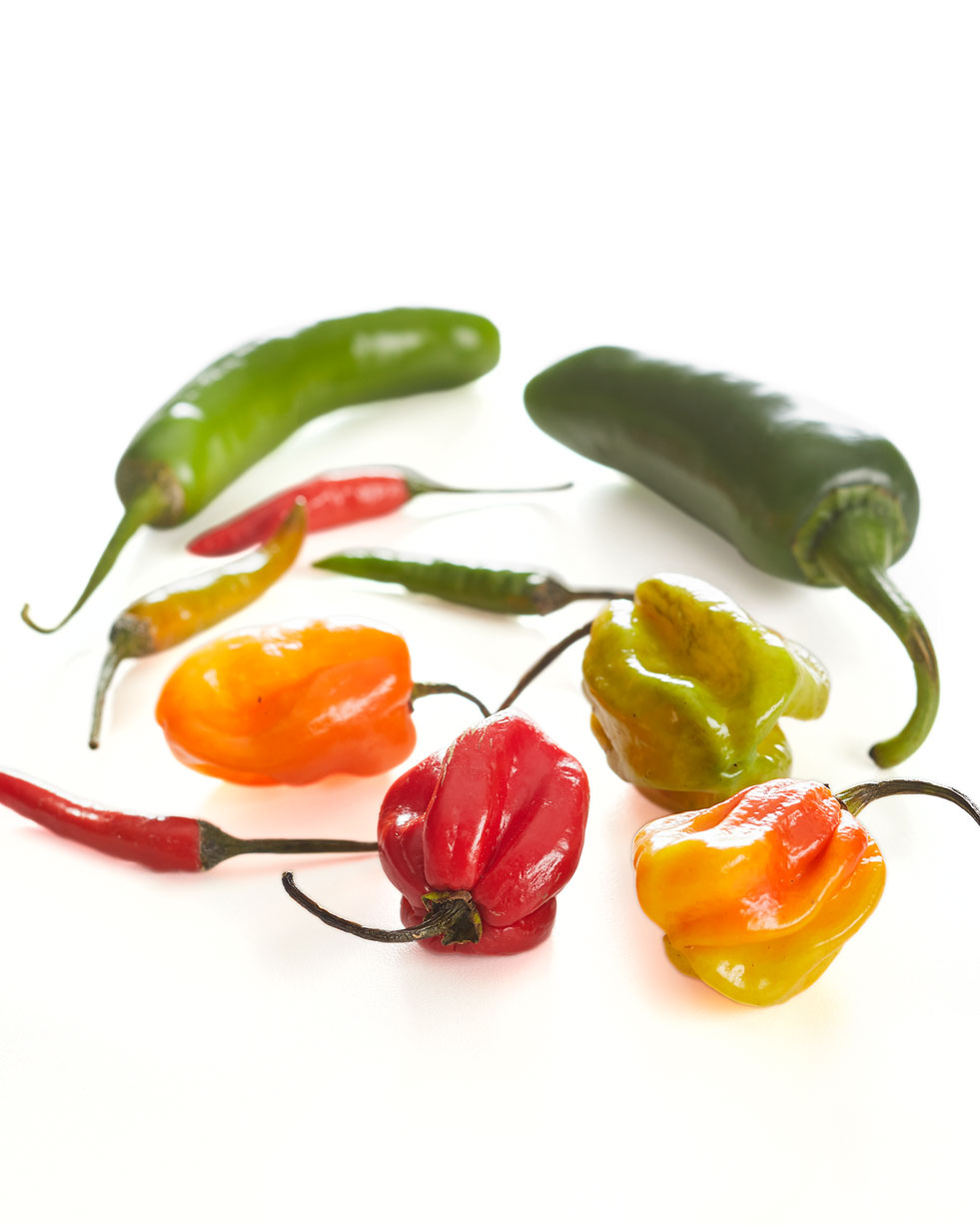 Which is hottest: jalapeño, serrano, Thai, or habanero peppers? 