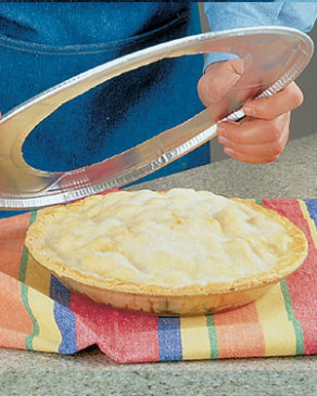 Tips-DIY-Pie-Crust-Shield