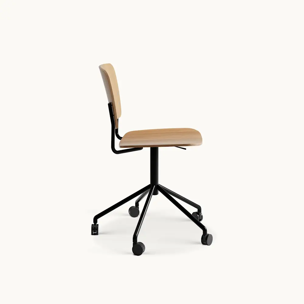 Mono Chairs undefined
