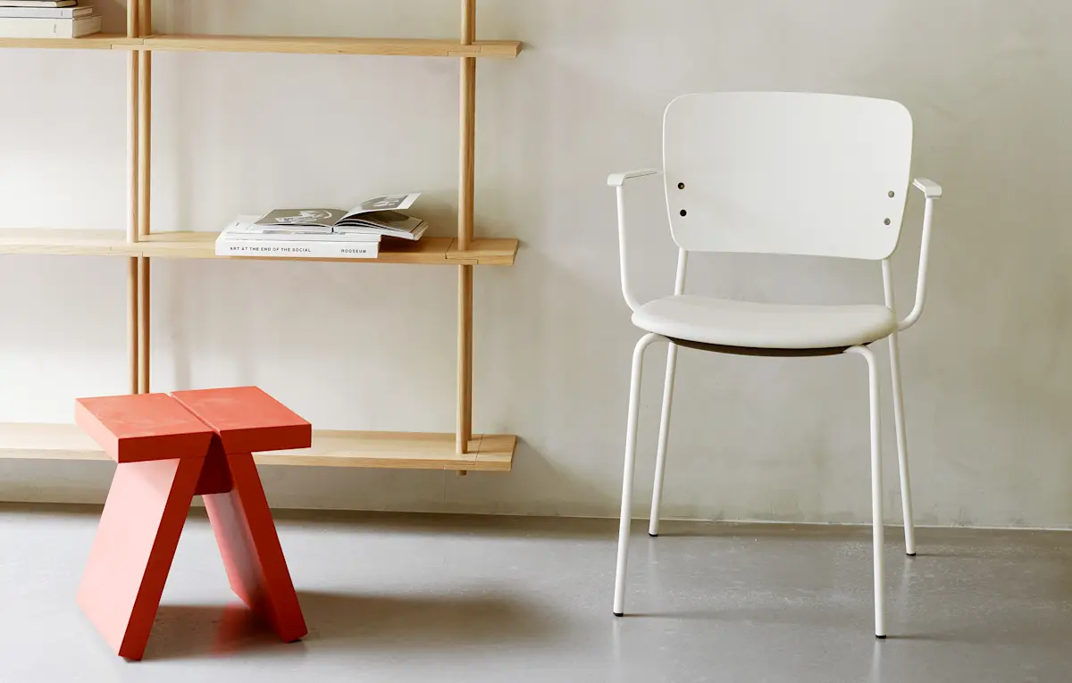 Mono Chairs