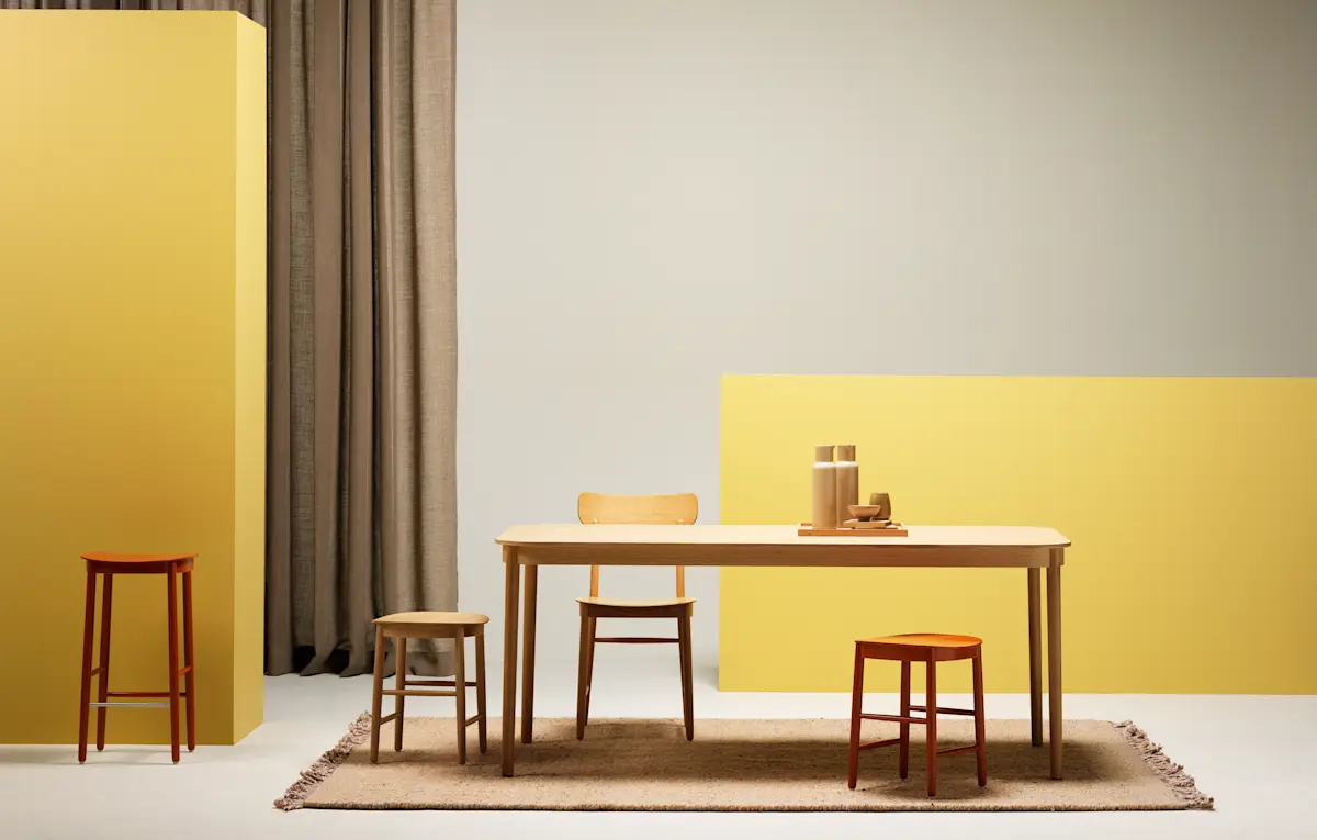 Figurine Chairs