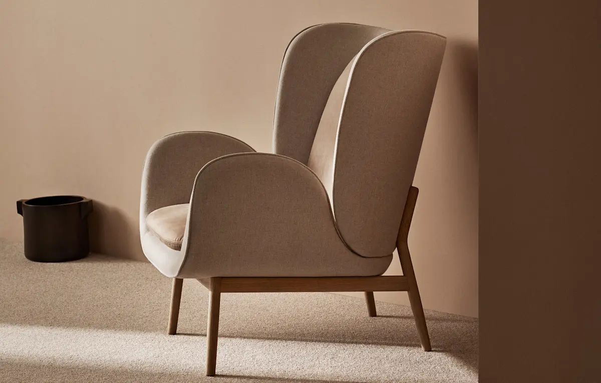 Embrace Lounge Chairs