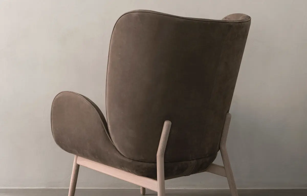 Embrace Lounge Chairs
