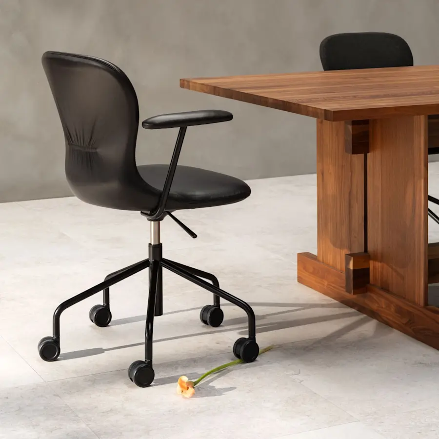 Myko | Armchair with wheels from Fogia