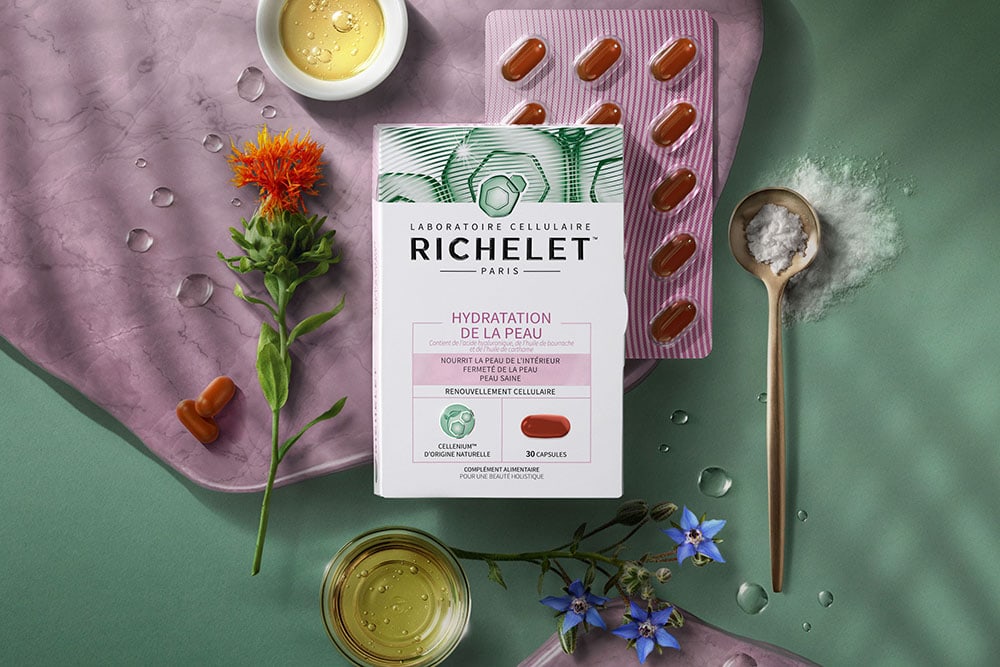 RICHELET Hydratation de la Peau carton, blister and capsules, with borage and safflower flowers and oils