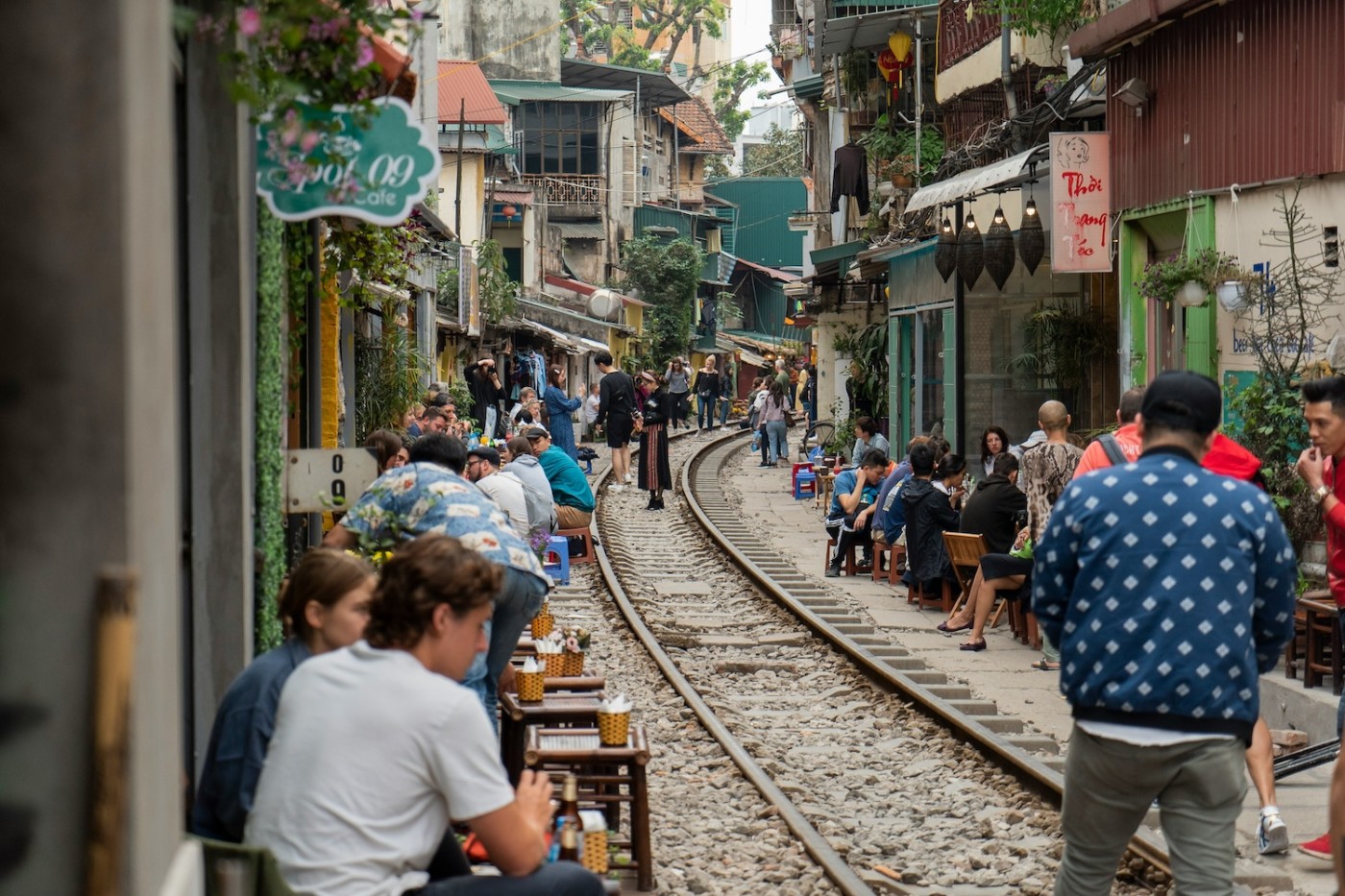 Hanoi-Train-Street