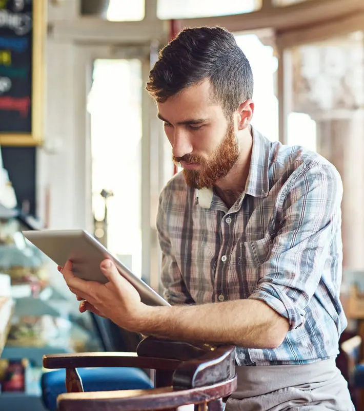 Owner checking device at a coffee shop