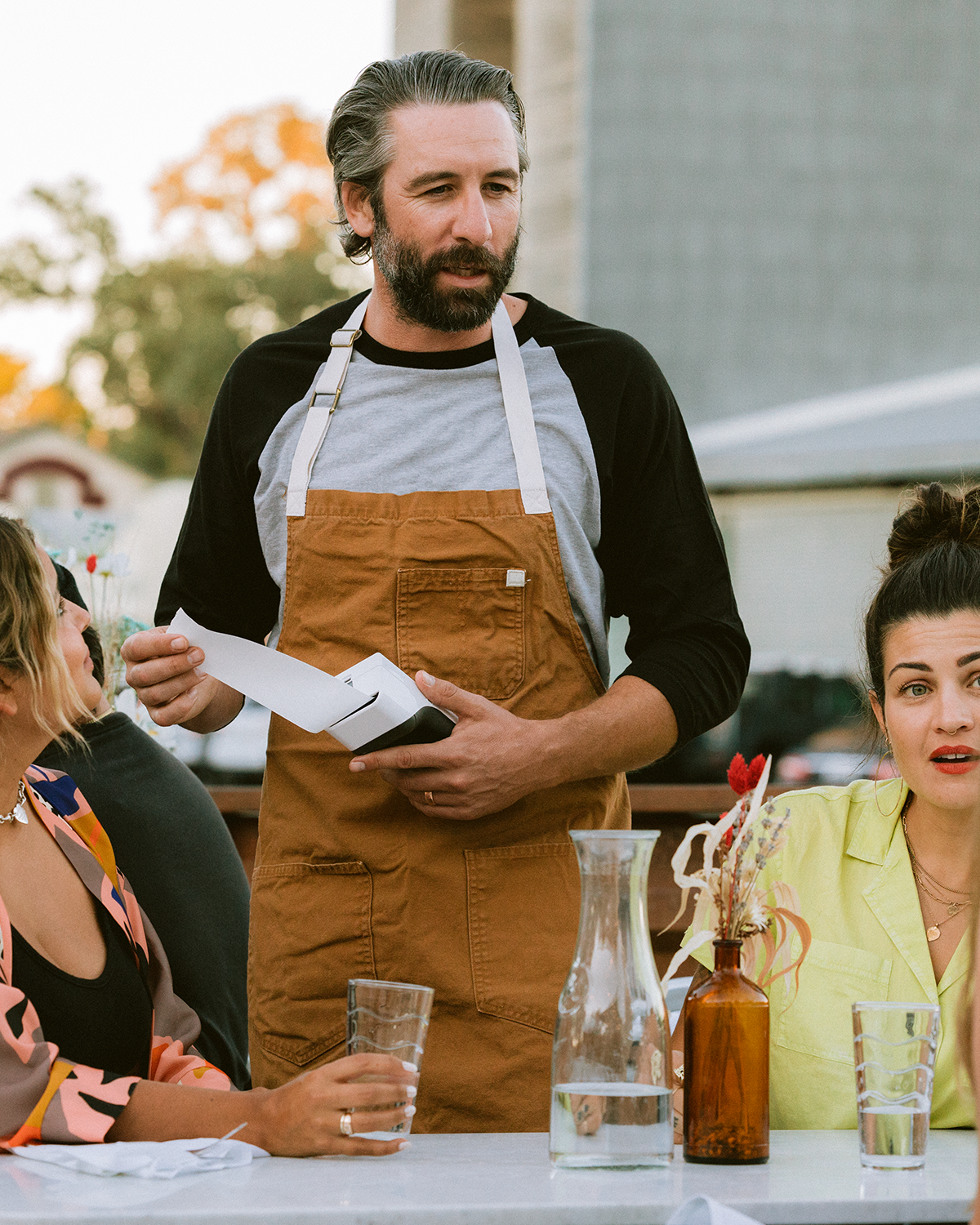 Waiter uses Flex 3 and getting bill