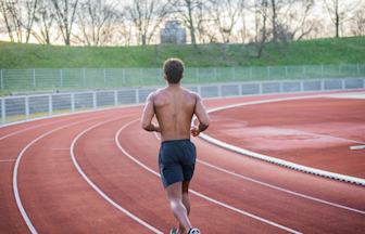 Header RunnerStrongGlutes 1
