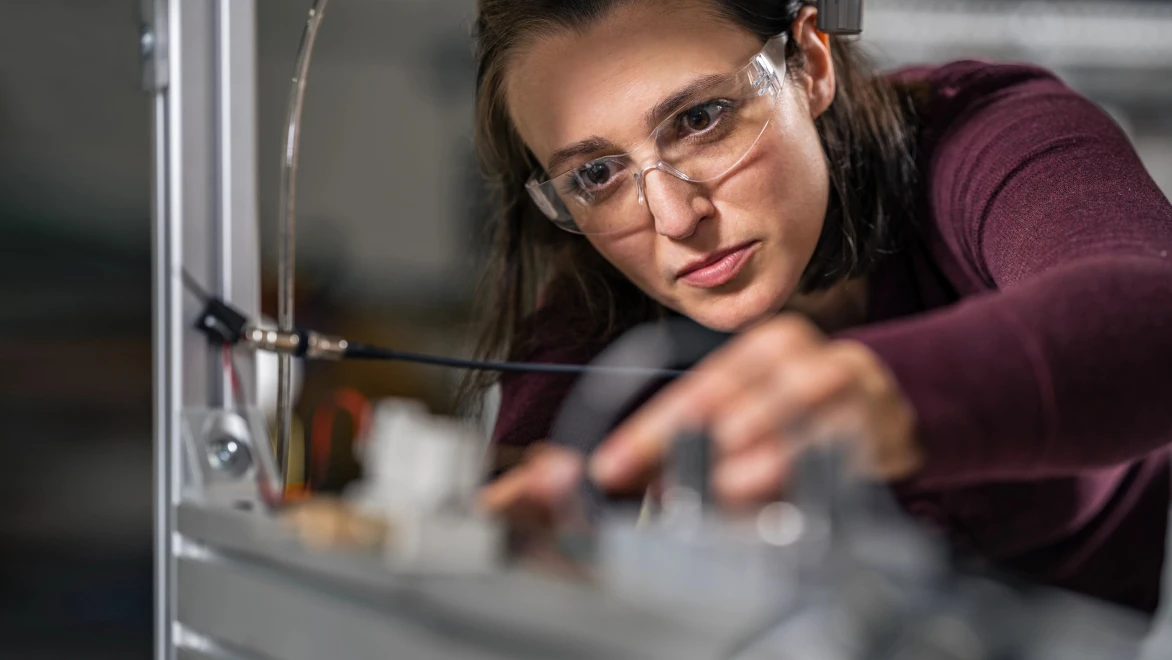 Revolutionizing Life Sciences: <br />Your Digital Factory Transformation Begins Here Feature Image