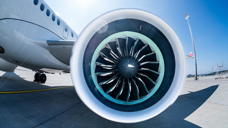 Airplane turbine