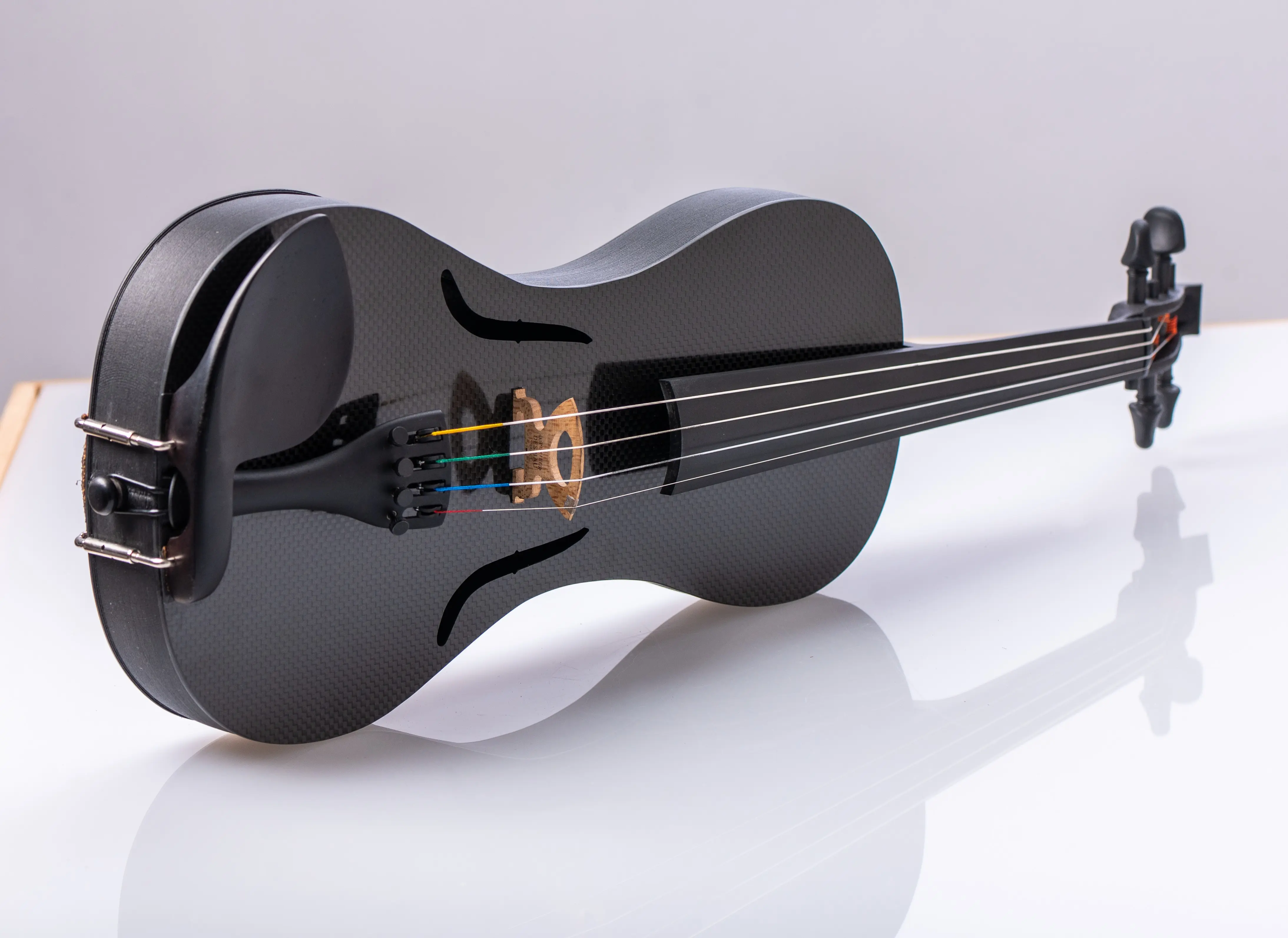 A close up image of a violin